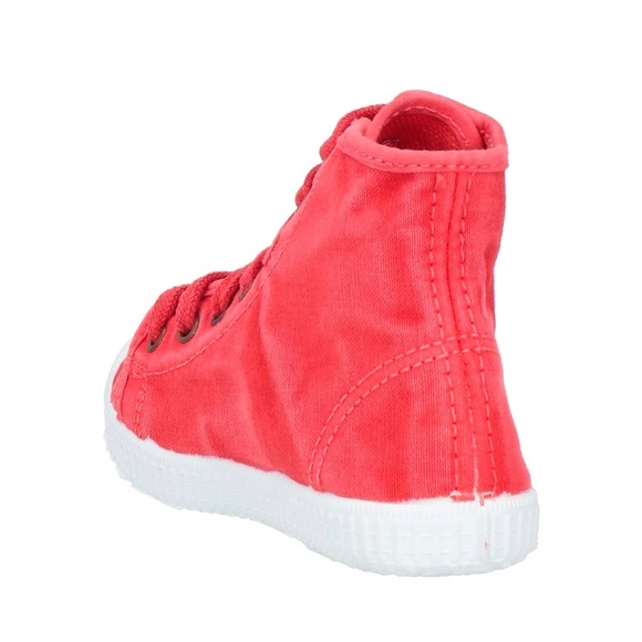 I am:) What (: I am canvas red sneakers - Picture 3 of 4